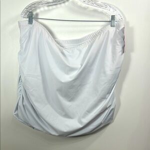 Swimsuits For All White Swim Skirt Ruching on sides size 24. NWT.